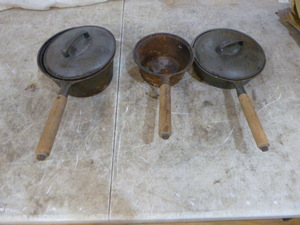 3 Cast Iron Pots