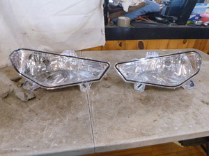 New Polaris 4-Wheeler Headlight Kit
