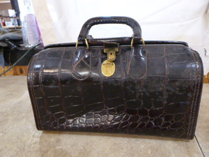 Vintage Homa  Doctors Leather Bag