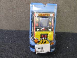 dreamGEAR 6 Collectible Retro Pac-...