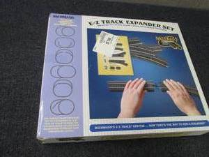 Bachmann EZ Track Expander Set open...
