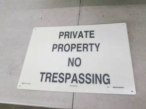 plastic 20 inch x 14 inch no trespa...
