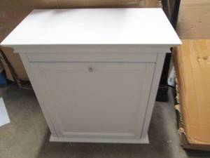 white laundry hamper ...