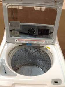 4.8 cu. ft. High-Efficiency White Top Load Washing Machine with FlexDispense and Sanitize with Oxi, ENERGY STAR used review all pictures