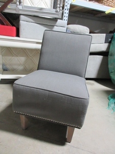 lot 703 image: SLIPPER CHAIR BY ORIENT EXPRESS FURNITURE