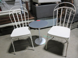 lot 723 image: PATIOPORCH FURNITURE