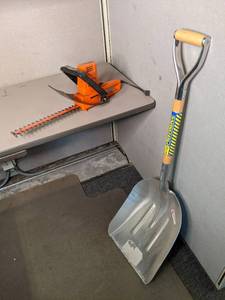 Seymour Shovel, Lawnmate 13 Hedge ...