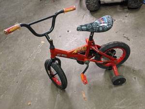 12 Huffy Cars 95 Rust-eze Racing...