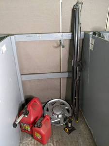 17 Ford Rim, (2) Gas Cans, & Proje...