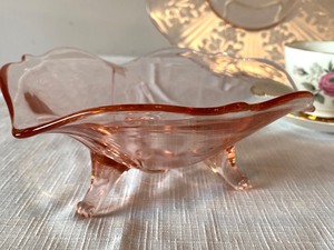 lot 104 image: Pink Depression Glassware and More
