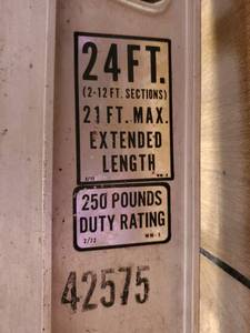 lot 80 image: Aluminum 21ft Max Extension Ladder