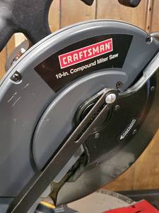 lot 7 image: Craftsman 10 Compound Miter Saw