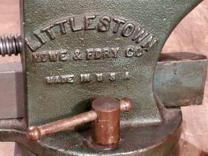 lot 10 image: Nice Large U.S.A. Made Workbench Vise