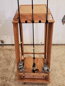 lot 35 image: (3) Fishing Rods & Reels Lot