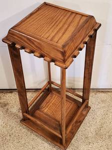 lot 52 image: 360° Rotating Fishing Rod Stand