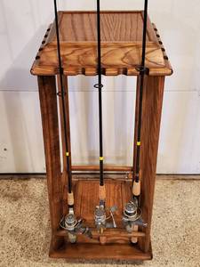 lot 57 image: (3) Fishing Rods & Reels Lot
