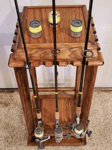 lot 59 image: (3) Fishing Rods & Reels Lot