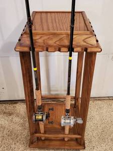 lot 70 image: (2) Fishing Rods & Reels Lot