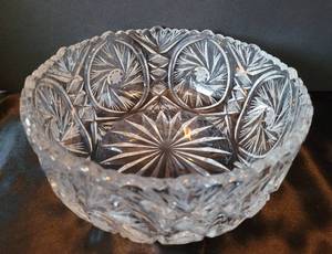 lot 122 image: Beautiful Bohemia Crystal Serving Dishes