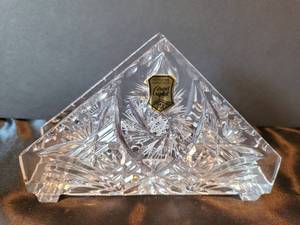 lot 123 image: Bohemia Crystal Serving Pieces