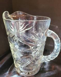 lot 131 image: Signature Star Motif Crystal Pitcher, Bowl & Vase Set