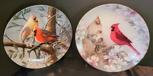 lot 135 image: Cardinal Lovers Dish Collection