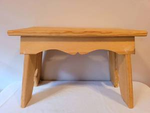lot 143 image: Rich Collection of Wooden Kitchen Aids