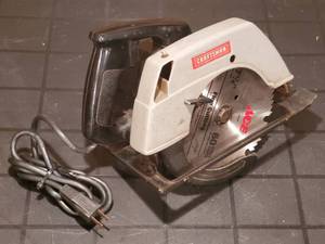 lot 213 image: Craftsman 7-14 Circular Saw