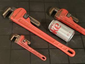 lot 214 image: Assorted Craftsman Pipe Wrenches
