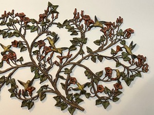 lot 192 image: Vintage Intricate Floral and Bird Design Wall Decor Item