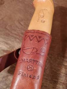 lot 87 image: (3) Fish Fillet Knives