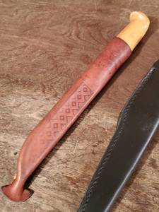 lot 89 image: (3) Fish Fillet Knives
