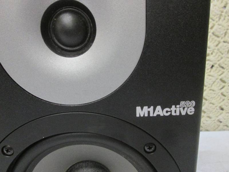 (BS) Alesis M1Active 520 Powered St...