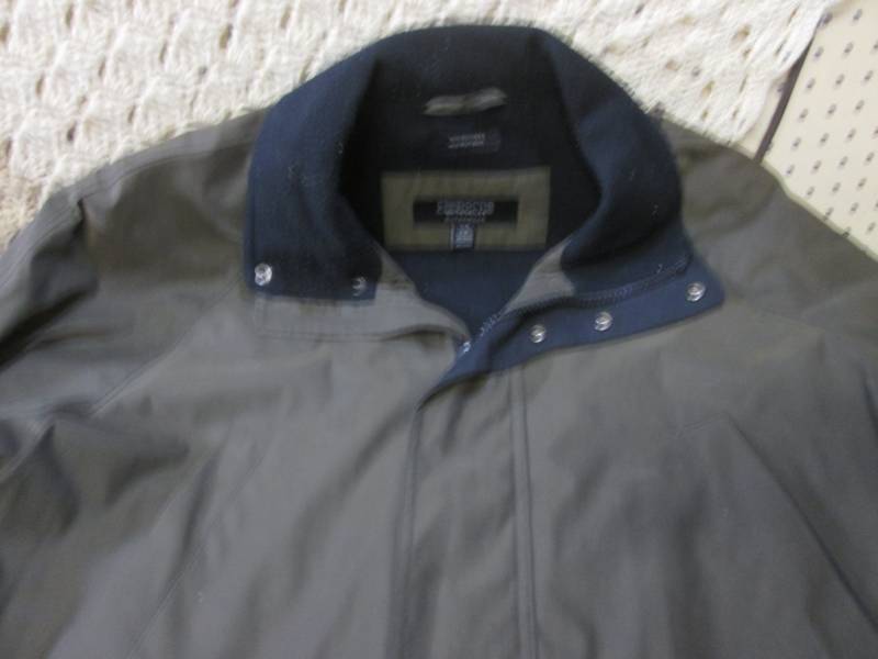 (E-1) Claiborne Outerwear Coat Size...