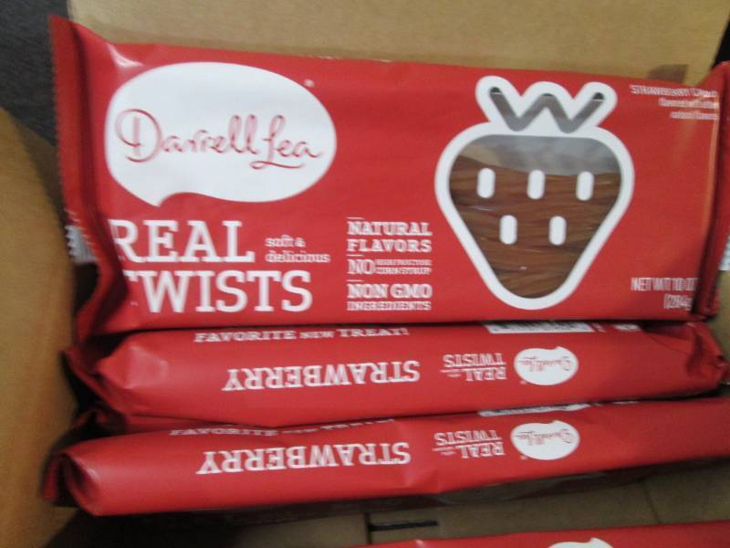 2 Boxes of 8-10 oz pks Darrell Lea ...