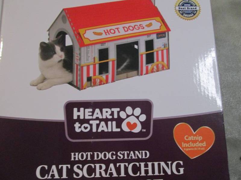 2 Heart to Tail Catscratching PlayH...