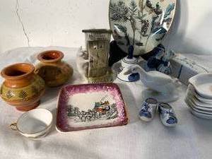 lot 130 image: Teeny Tiny Antiques  (G2)