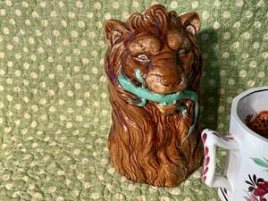 lot 157 image: Eclectic Curiousities (E1)