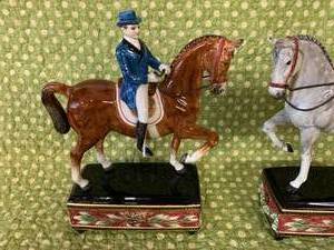 lot 158 image: Fitz and Floyd Horse and Rider Figurines (E1)