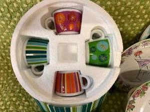 lot 160 image: Fun Gift or Party ware (E3)