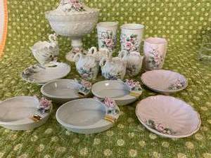 lot 172 image: Lefton China Delicate Designs (C1)