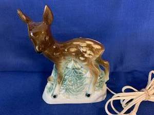 lot 196 image: Baby Deer Night Light (C3)