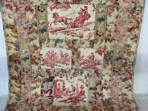 lot 204 image: Made in France Elegant Quilt (C3)