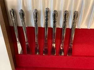 lot 208 image: Stainless Flatware from Superior USA (A2)