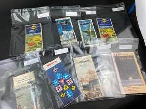 lot 61 image: 24 Vintage Road Maps (G3)