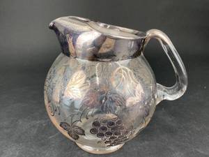 lot 92 image: Eclectic and Vintage Pitchers  (K3)