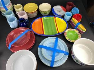 lot 103 image: Uplifting Color Serveware (H1)