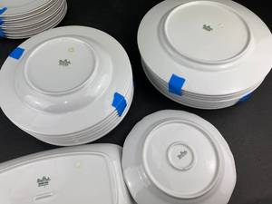 lot 114 image: Rosenthal Studio Line MCM Dinnerware (H2)