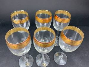 lot 238 image: Set of Italian Wide Gold Rimmed Glasses (I2)