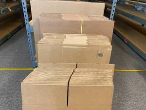 lot 262 image: Shipping Supplies Heavy Duty Uline Boxes and Mailers